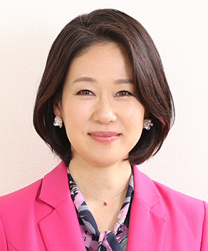 能町 光香 氏
